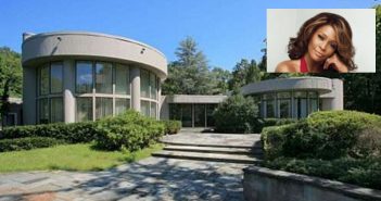 Fan die opgroeide met muziek van overleden Whitney Houston koopt haar huis