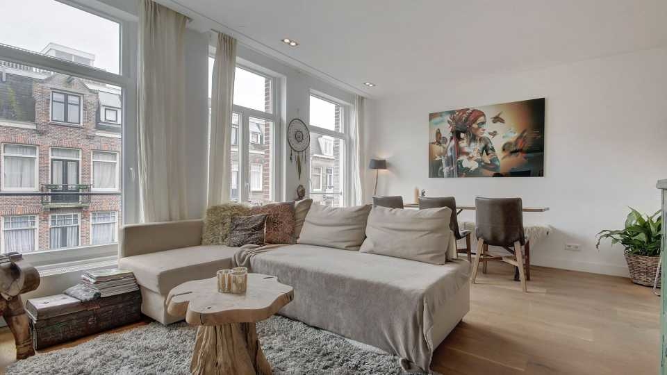 Binnenkijken in het amsterdamse pied à terre van john van t schip ... Mag ik even binnenkijken