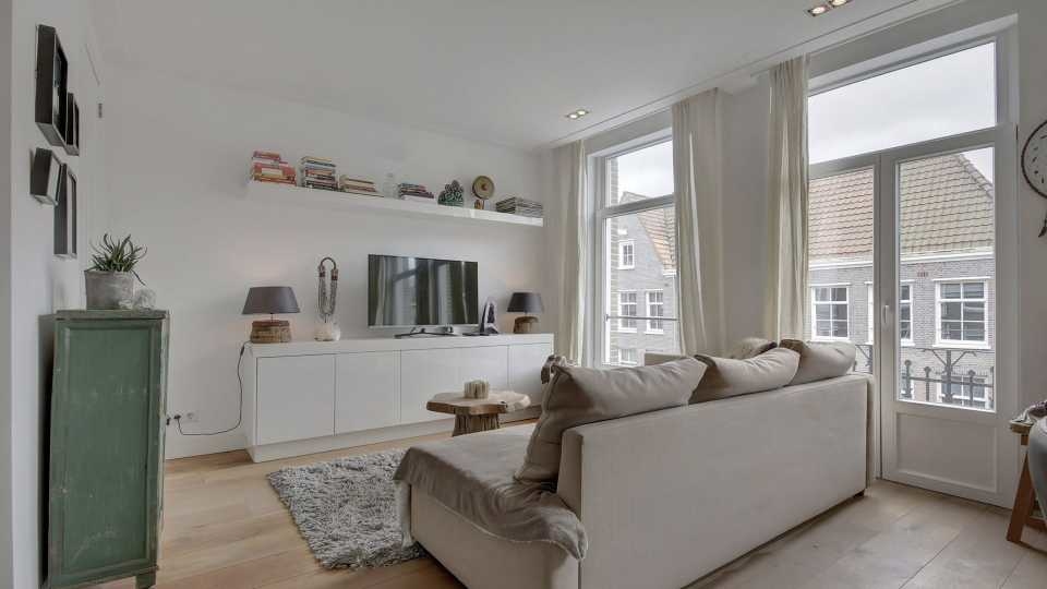 Binnenkijken in het amsterdamse pied à terre van john van t schip ... Mag ik even binnenkijken